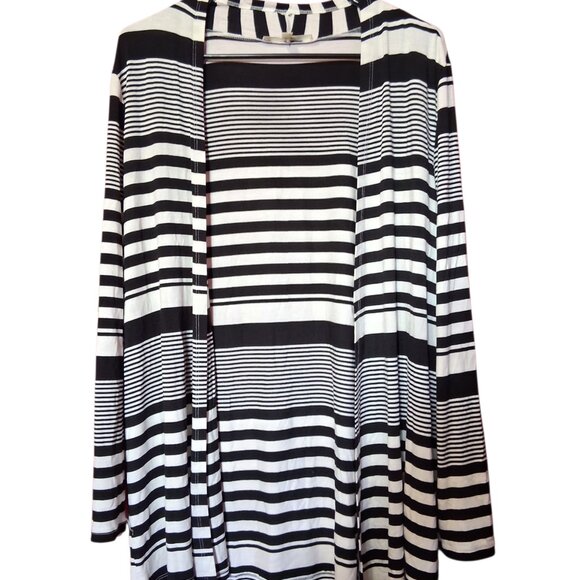 Cyrus Sweaters - Cyrus Medium Black & White Striped Open Front Long Sleeve Cardigan